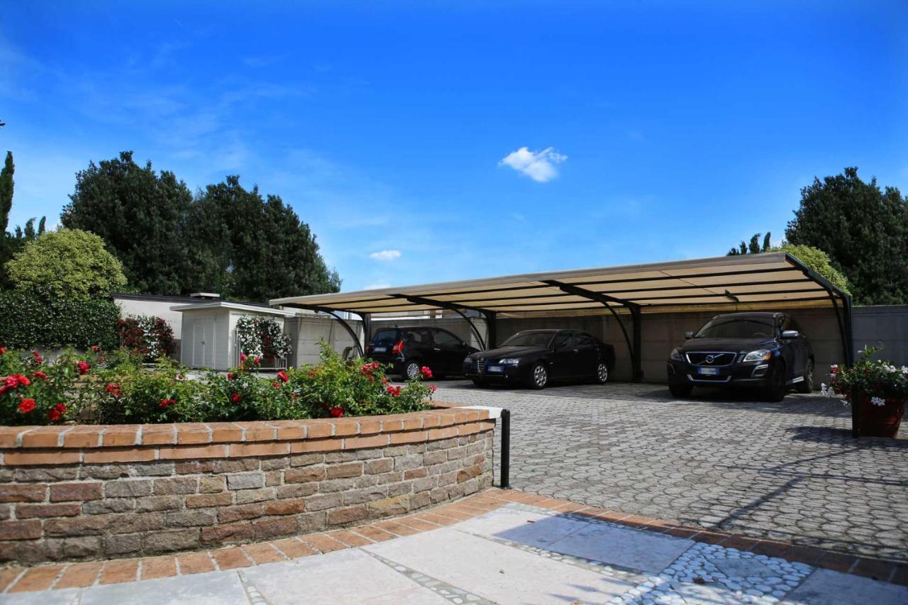 Villa Tiziano Residence Rosà Exterior photo