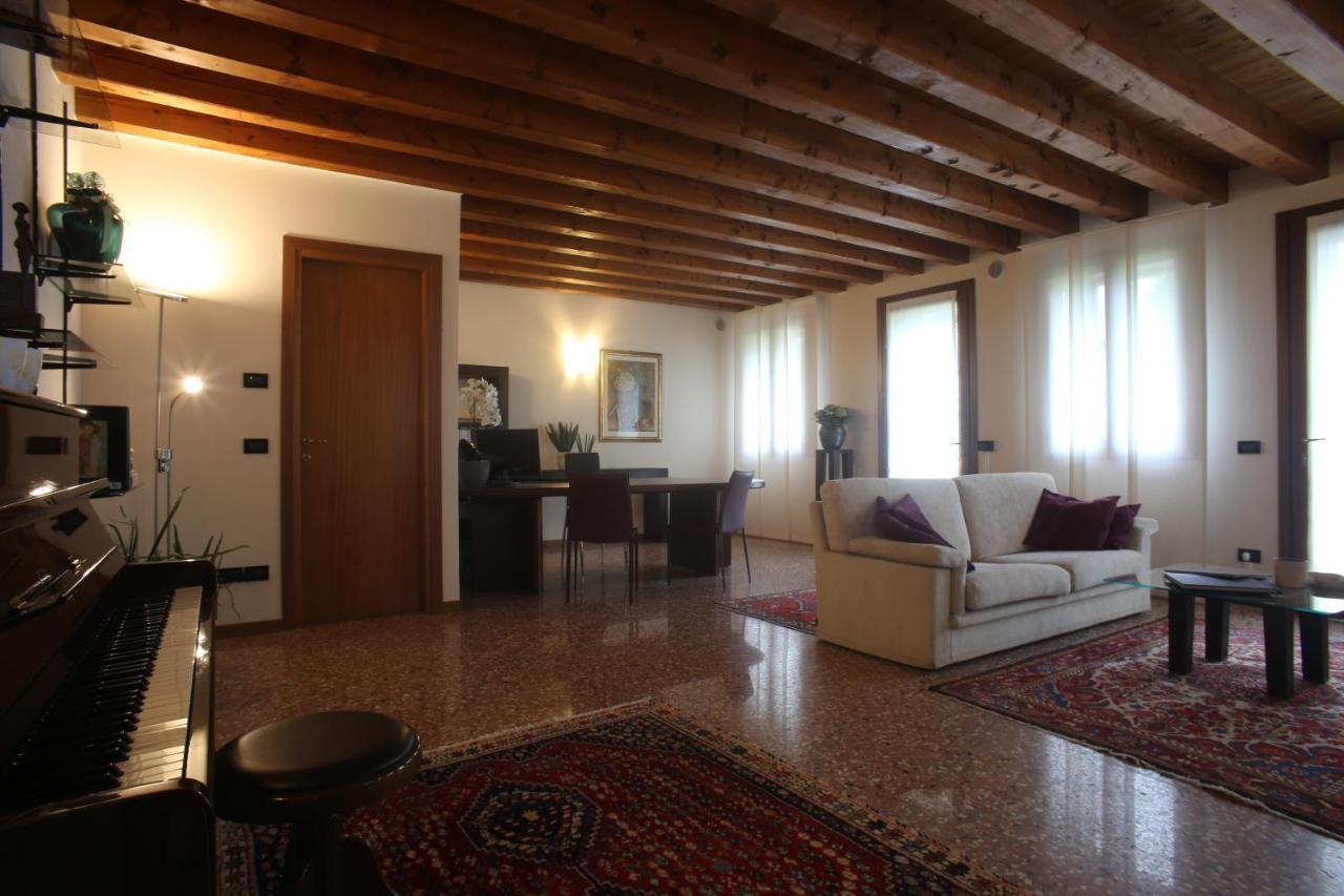 Villa Tiziano Residence Rosà Exterior photo